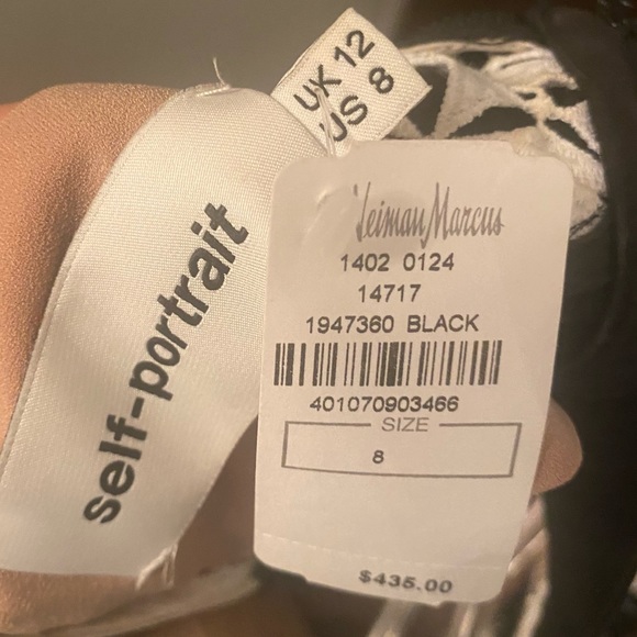 Self Portrait
Guipure-Lace Mini Dress - Picture 5 of 5